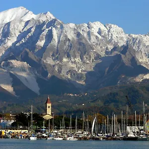 Appartement Between Pisa And 5 Terre, Marina Di Carrara
